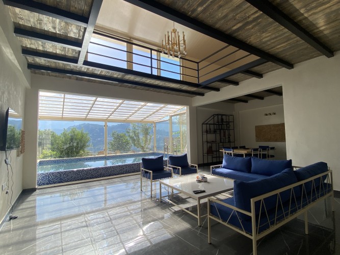 6 bedrooms, 5 bathrooms villa with pool in Lebanon