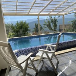 6 bedrooms, 5 bathrooms villa with pool in Lebanon