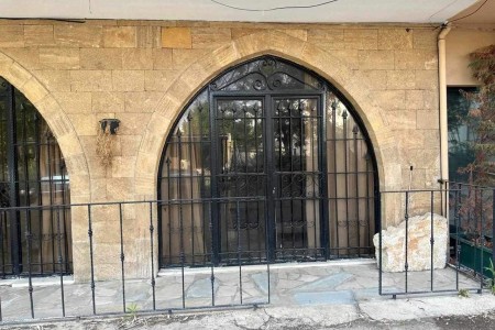 beautiful ground floor apartment, guesthouse in Batroun